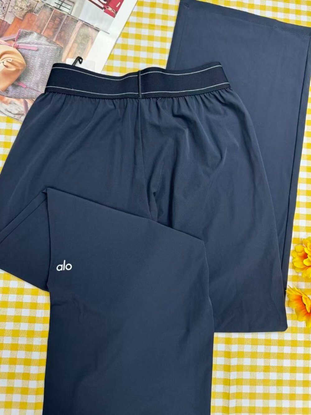 NWT ✨ALO Yoga  Navy Blue Office Wide Leg Pants (Regular Length)  Clean Girl🥂 - Picture 6 of 9
